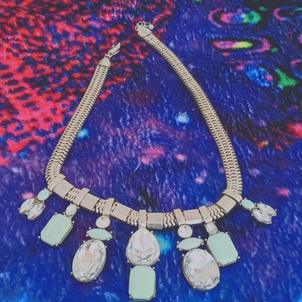 EXPRESS Necklace